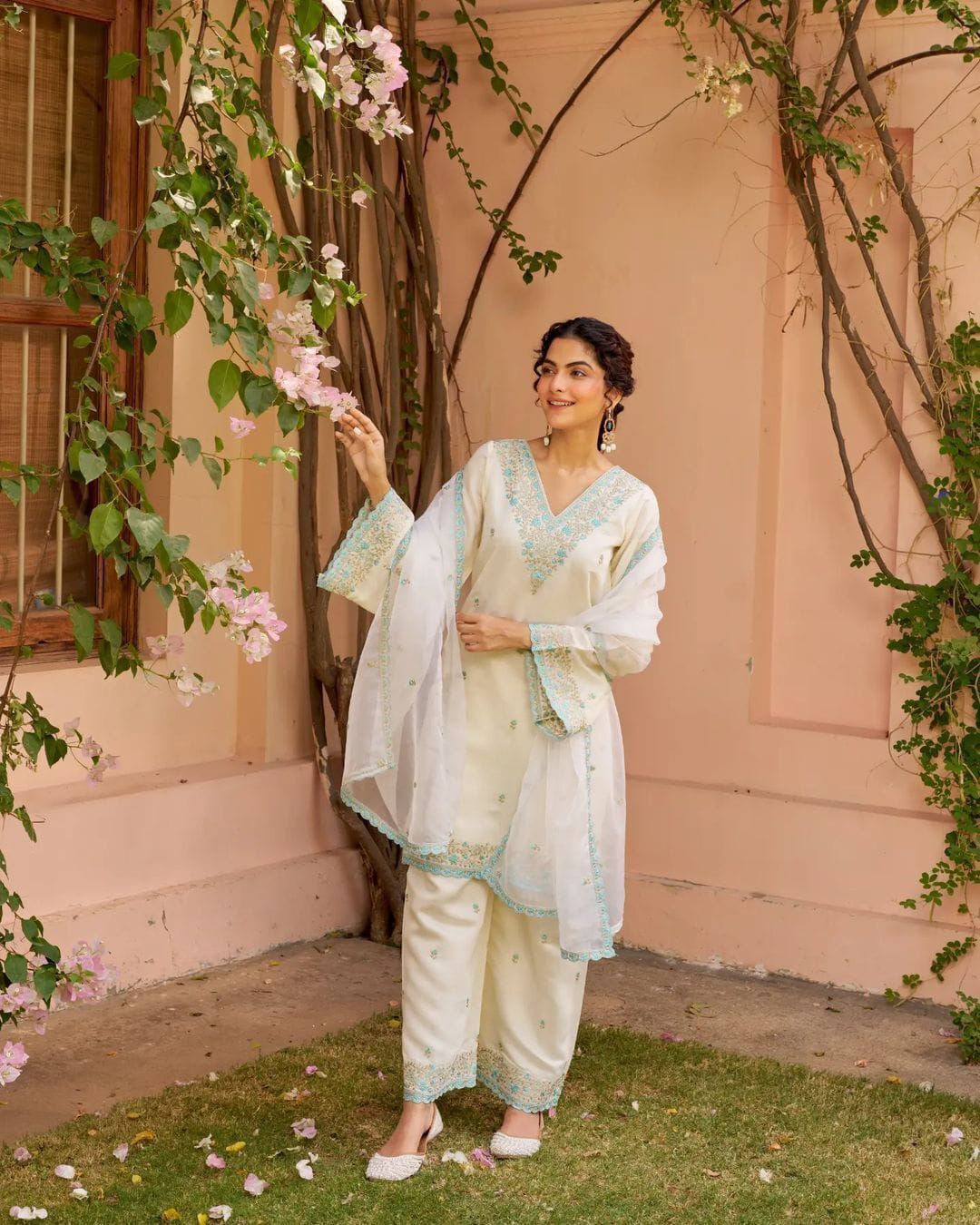 Regal Ivory Kurta Set with Aqua Blue Threadwork