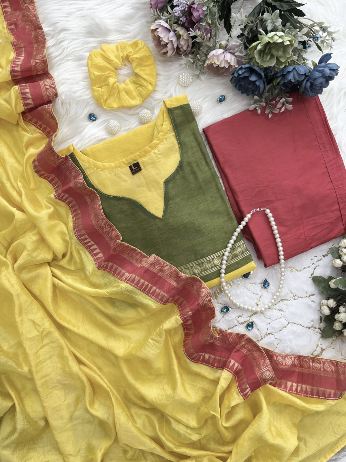 Elegant Yellow Kurti, Leggings, and Dupatta Set for Festive Wear