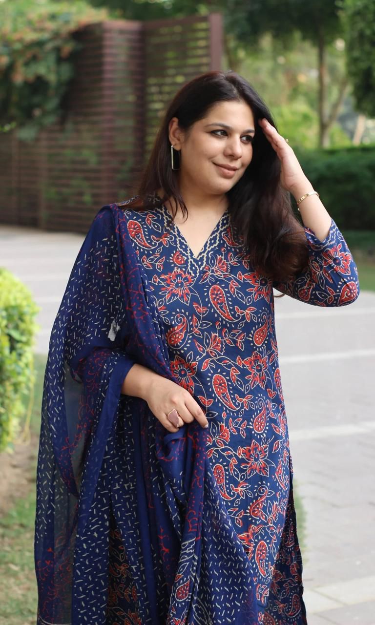 Navy Blue & Red Paisley Print Suit Set