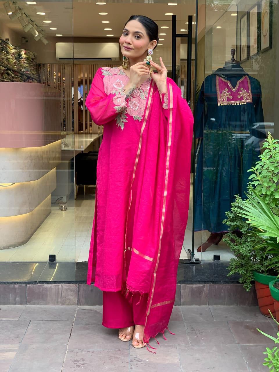 Elegant Fuchsia Pink Embroidered Kurta Set with Dupatta