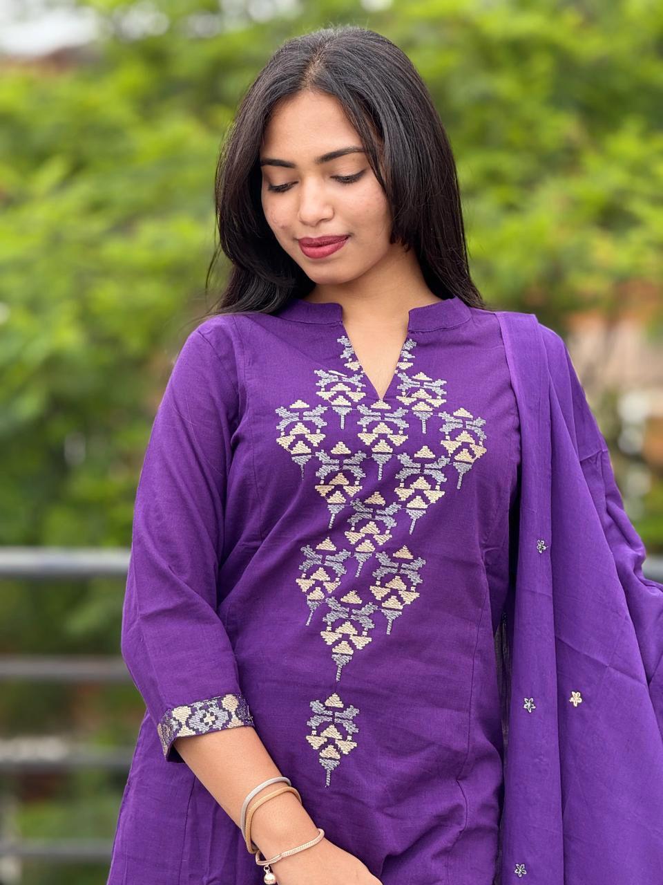 Straight Kurta Set with Intricate Zari Yoke & Print Palazzo