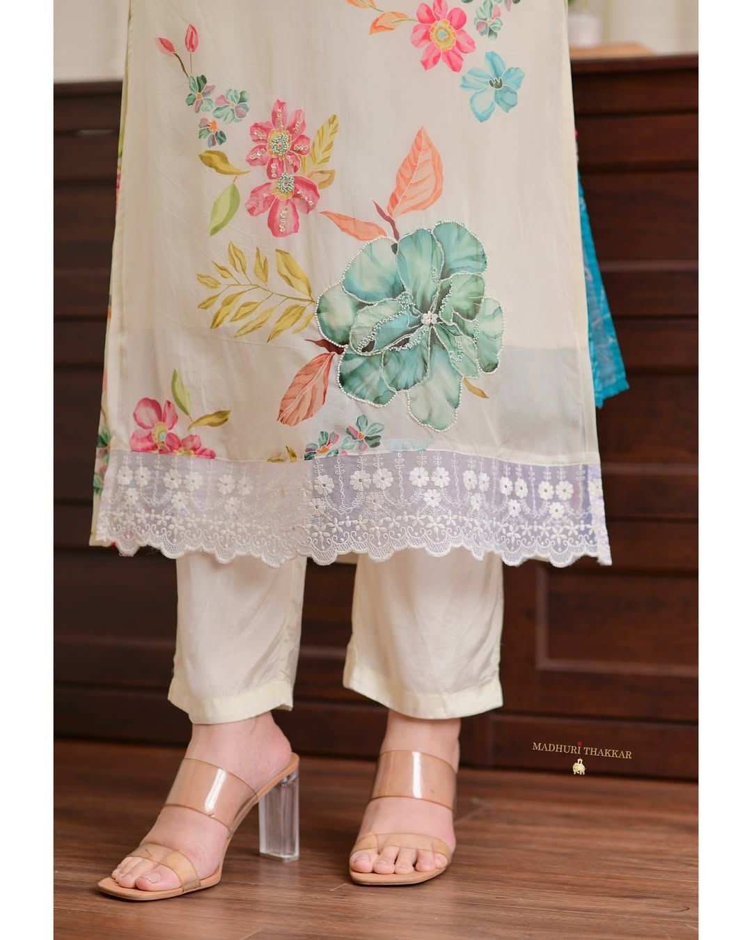 Ivory Floral Kurta Set with Lace Trim & Color-Block Dupatta