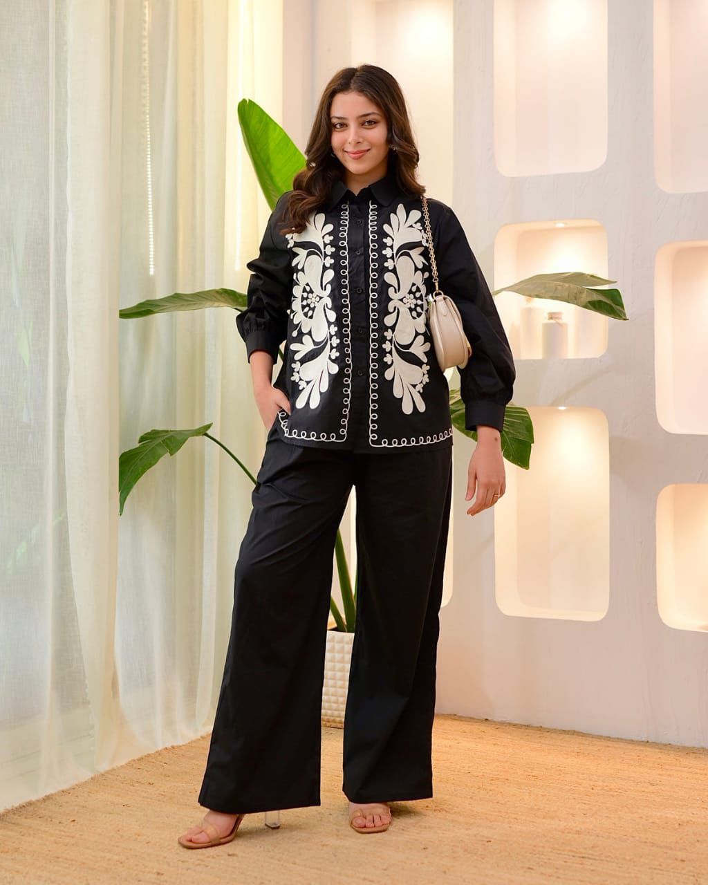 Color-Block Kurta Set with Large Floral Print & Stylish Dupatta