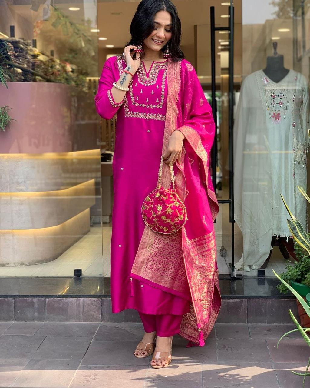 Fuchsia Kurta Set with Zari Work & Banarasi Silk Dupatta