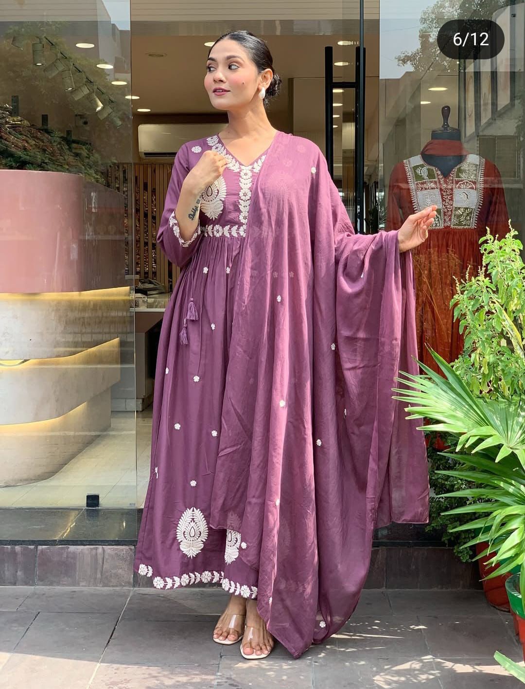 Flared Anarkali Kurta Set with White Embroidered Scallop Border
